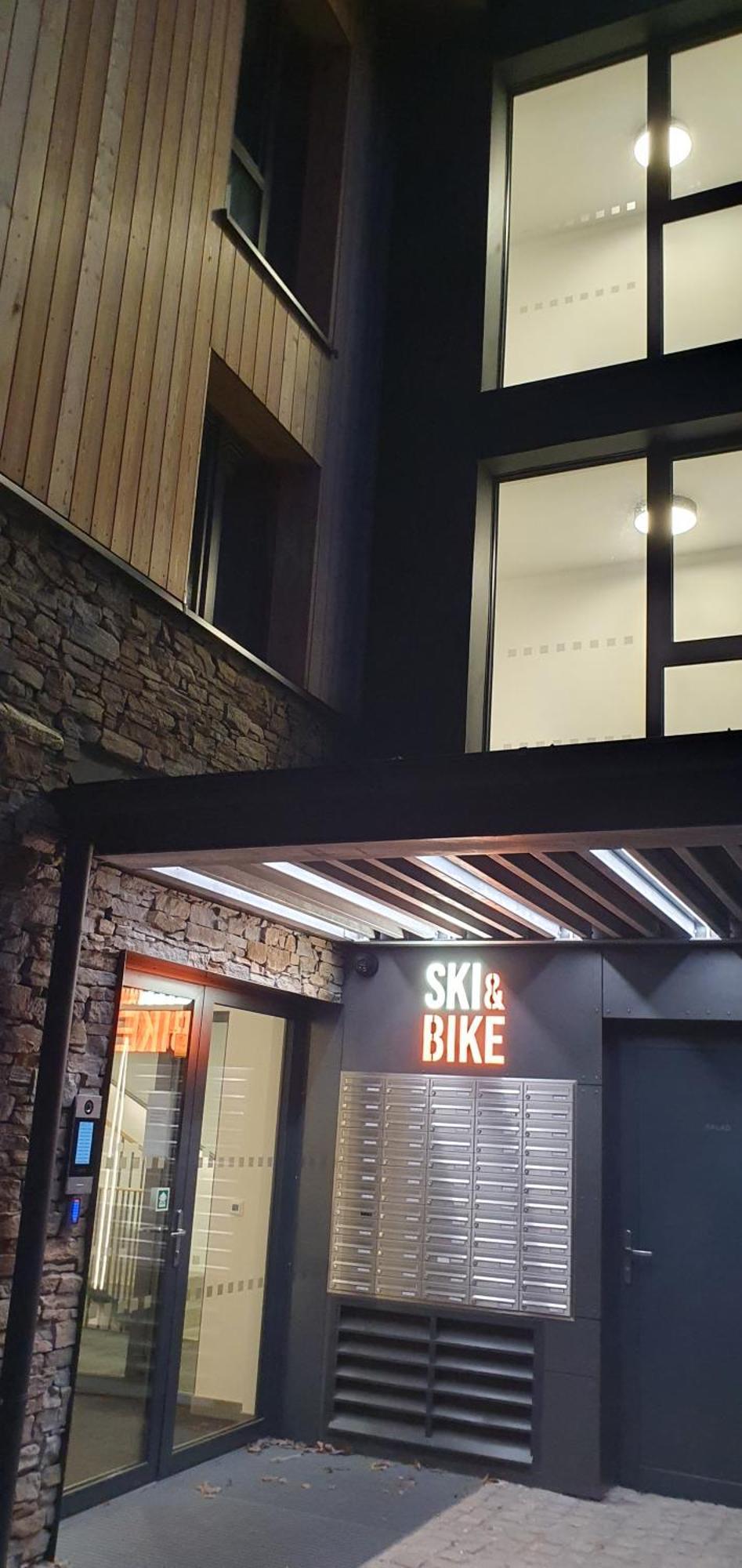 Ski&Bike Apartment Janske Lazne + Parking Exteriör bild